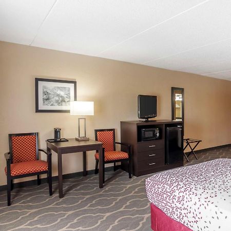 Best Western Inn At Blakeslee-Pocono Экстерьер фото