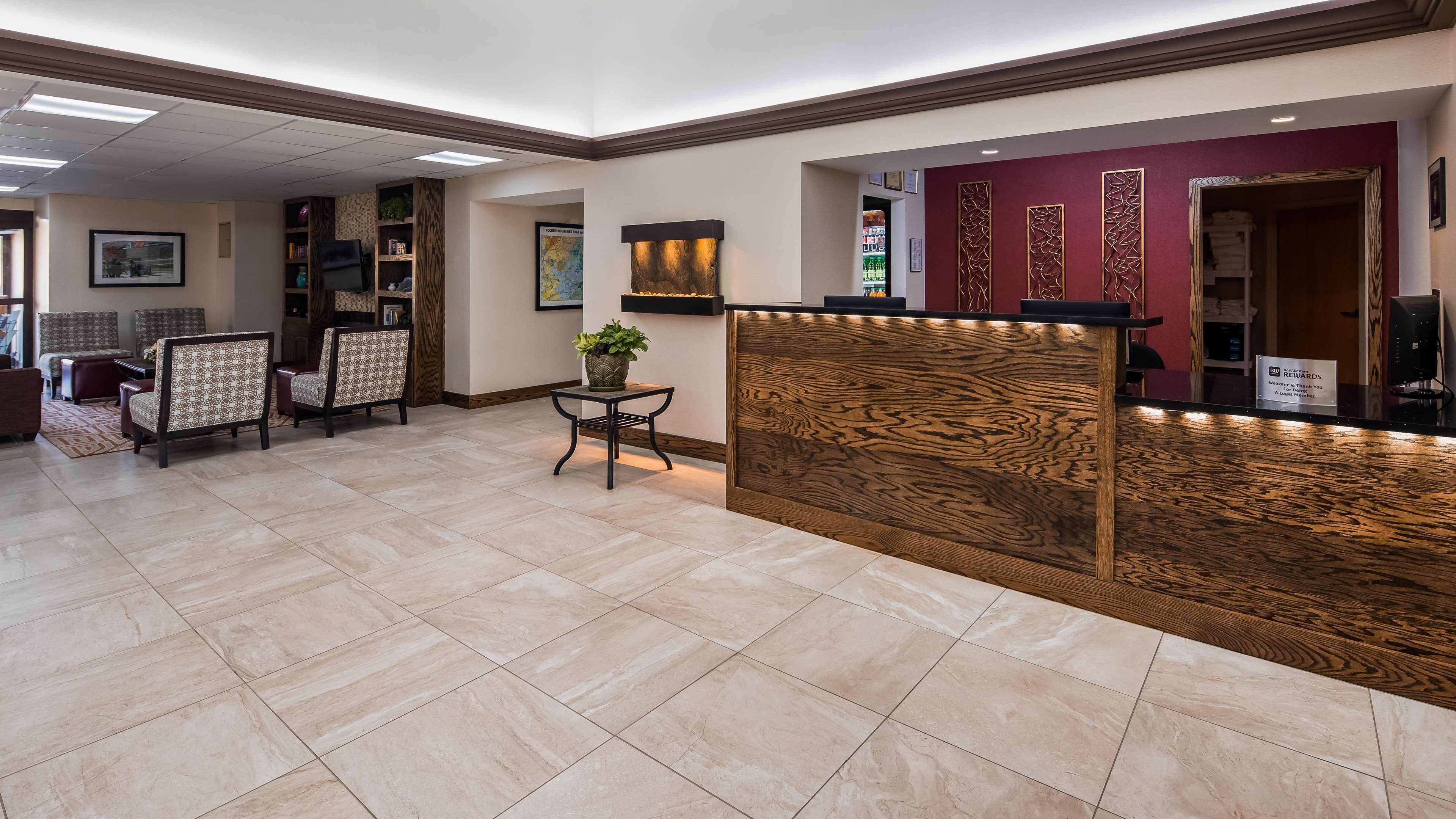 Best Western Inn At Blakeslee-Pocono Экстерьер фото