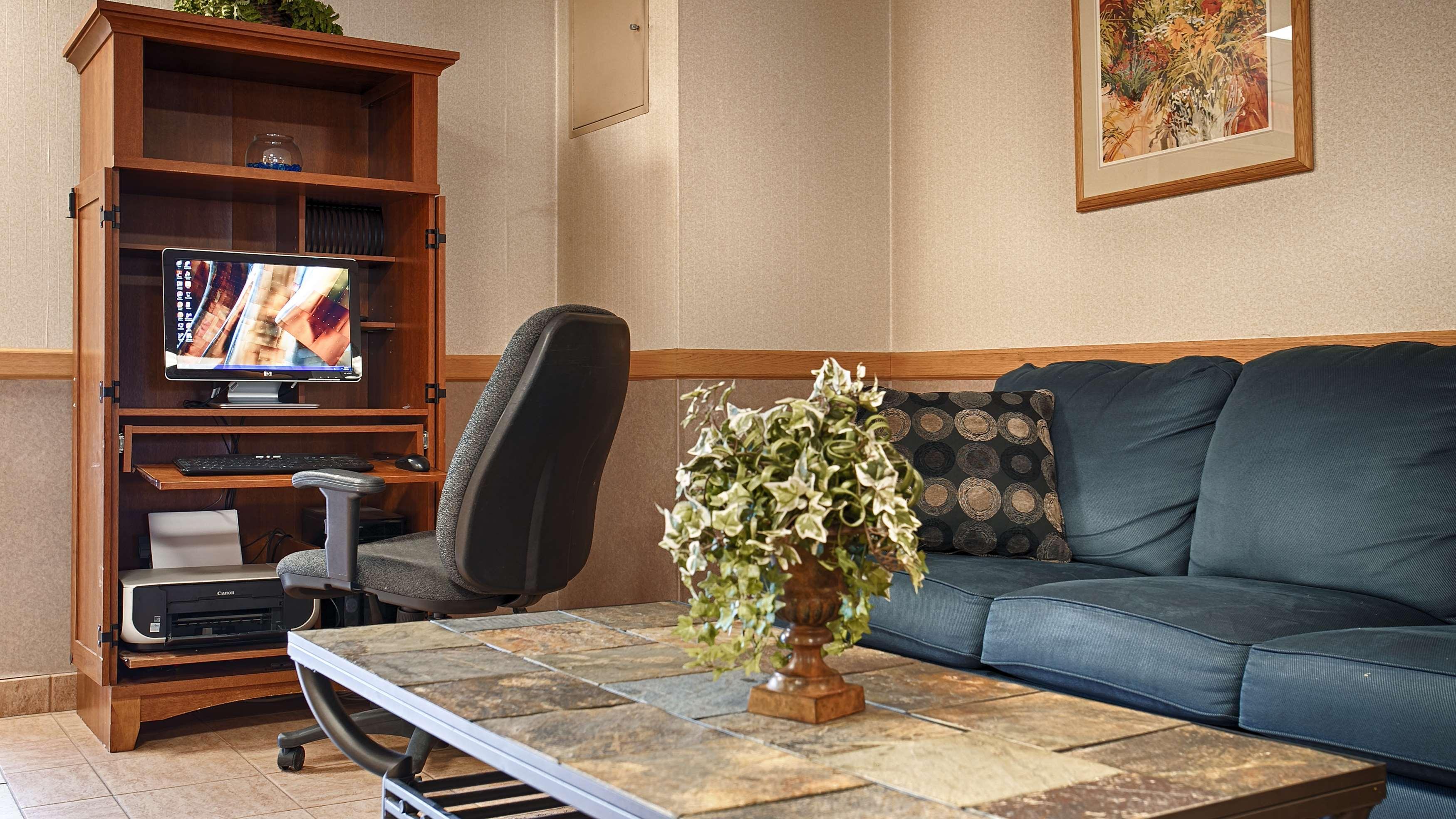 Best Western Inn At Blakeslee-Pocono Экстерьер фото