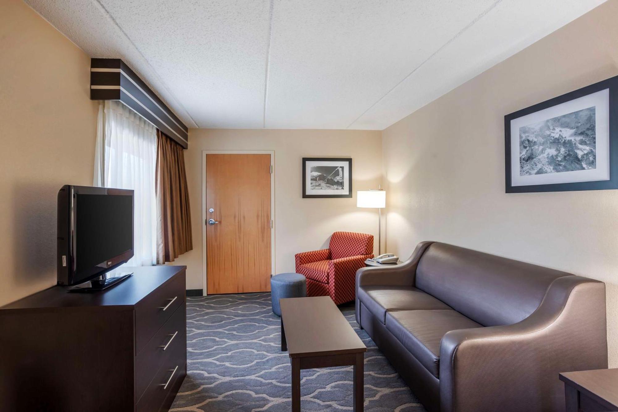 Best Western Inn At Blakeslee-Pocono Экстерьер фото