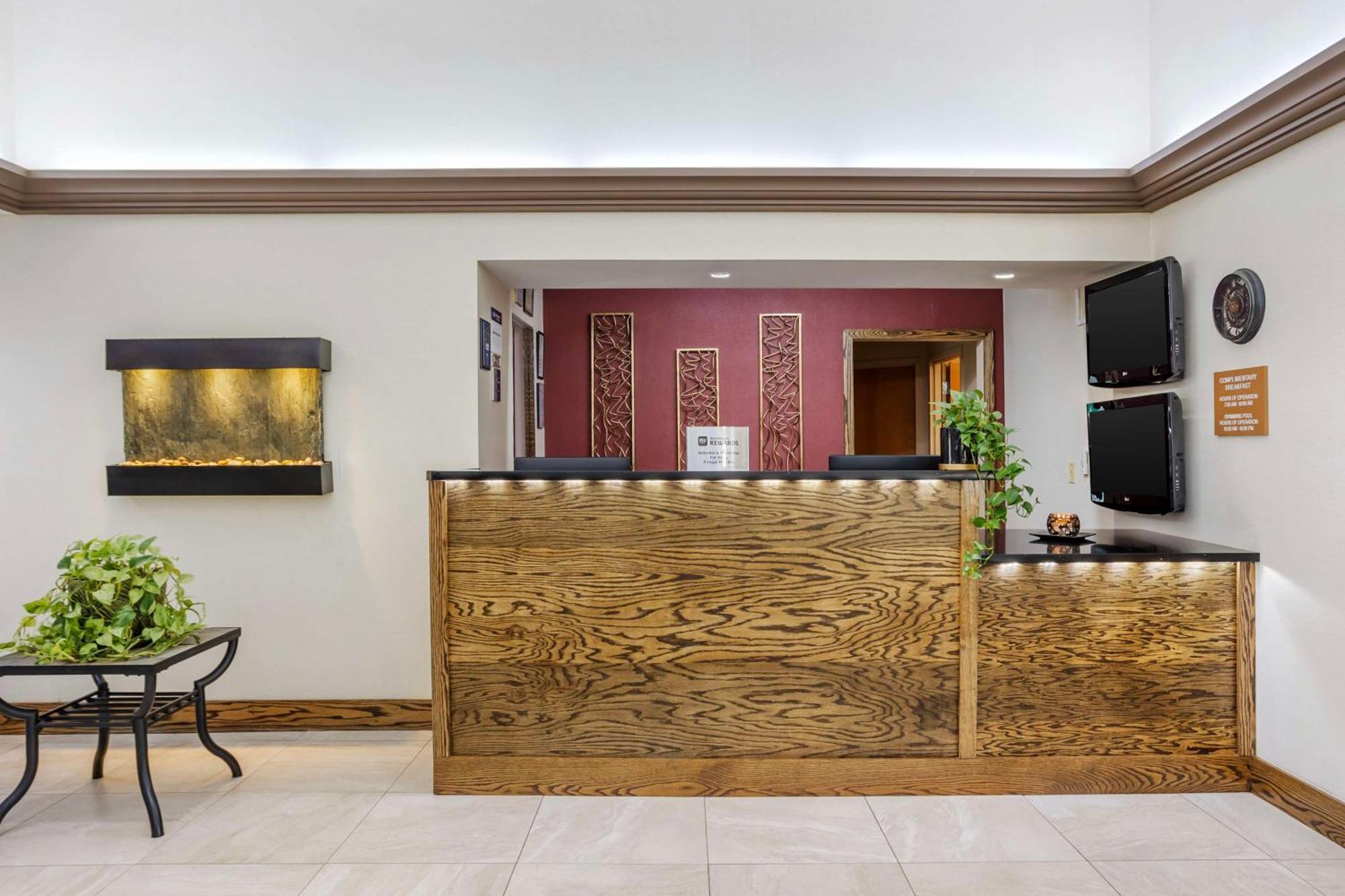 Best Western Inn At Blakeslee-Pocono Экстерьер фото