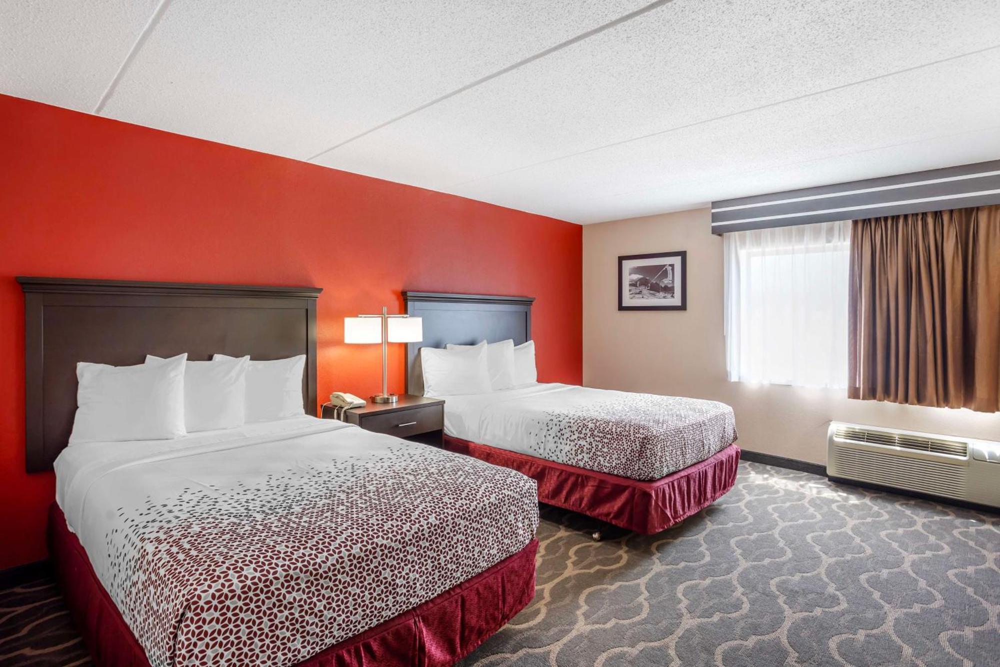 Best Western Inn At Blakeslee-Pocono Экстерьер фото