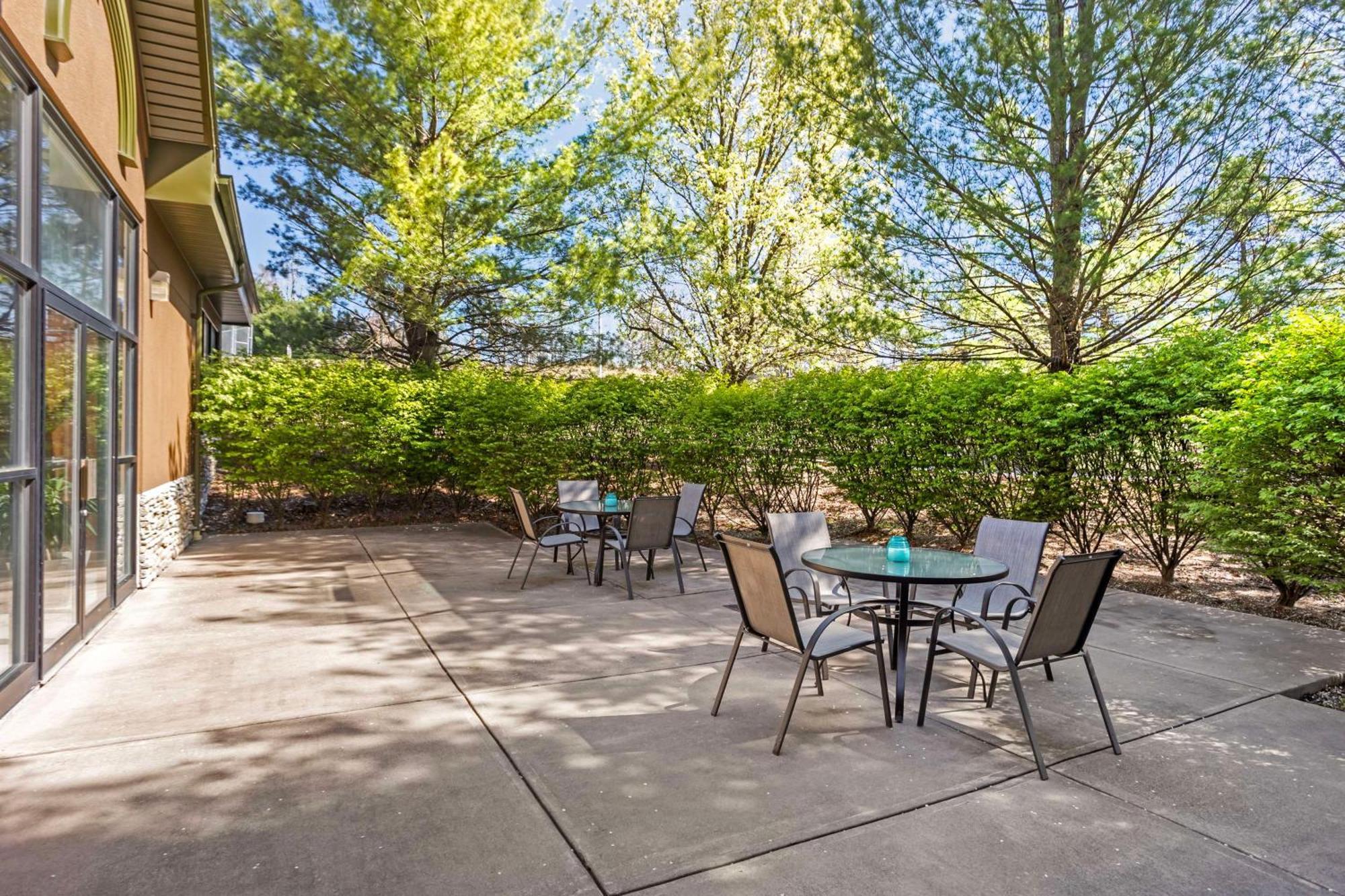 Best Western Inn At Blakeslee-Pocono Экстерьер фото